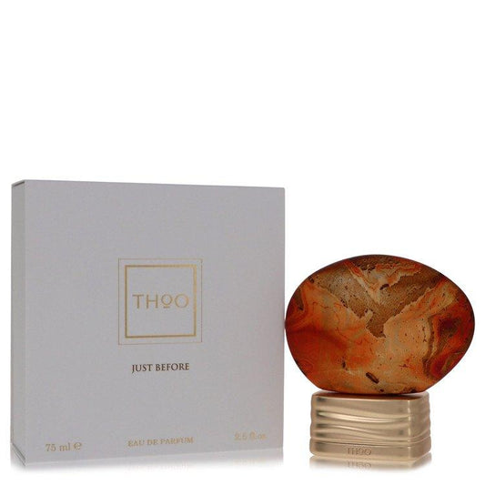 The House Of Oud Just Before Eau De Parfum Spray By The House of Oud (unisex) - GROWING FEELINGS